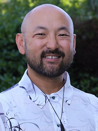 Portrait of Dr Lawrence Xu-Nan